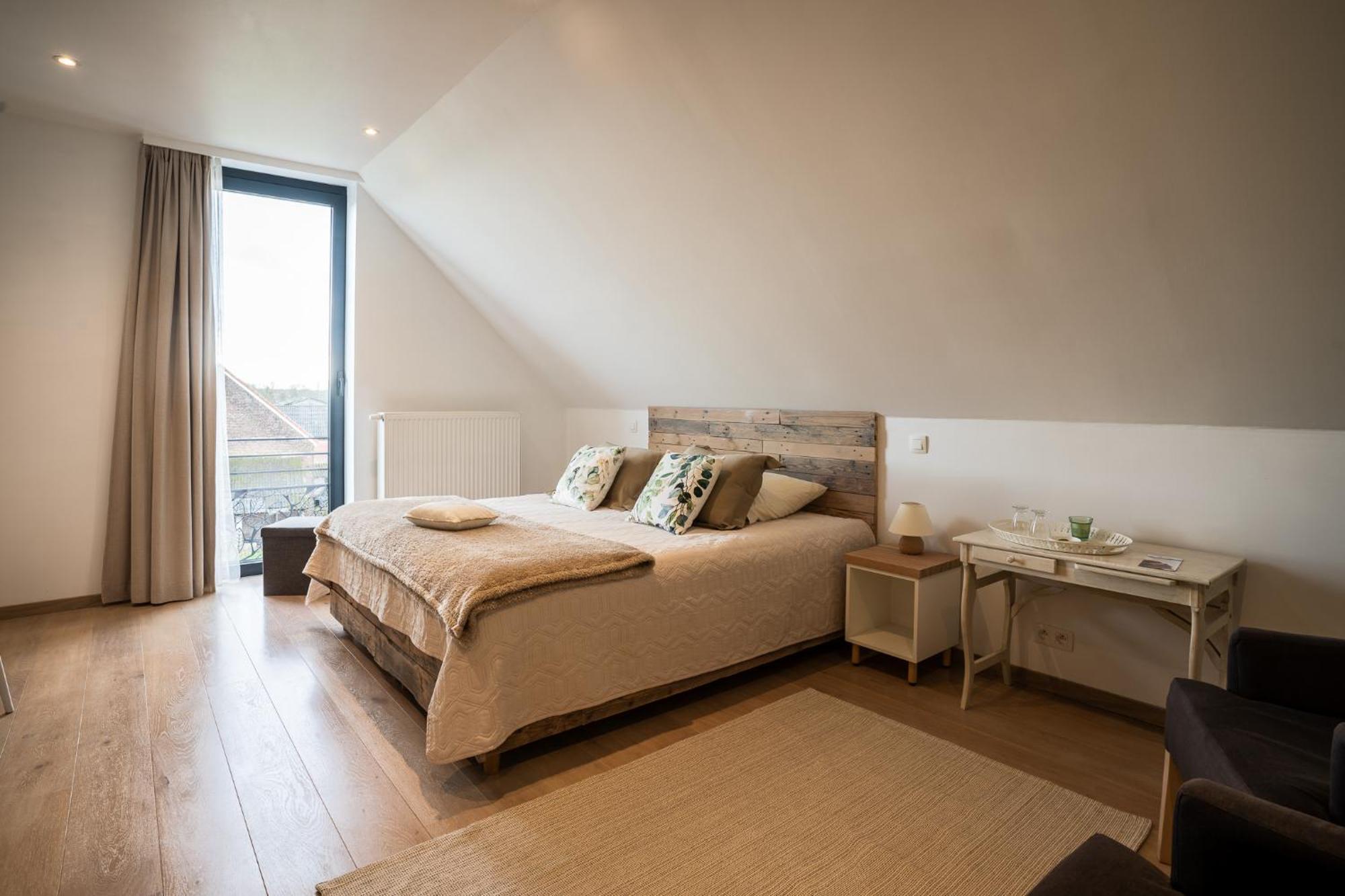 Les Arbres Sous Le Vent A 10 Min De Pairi Daiza Bed & Breakfast Jurbise Ngoại thất bức ảnh