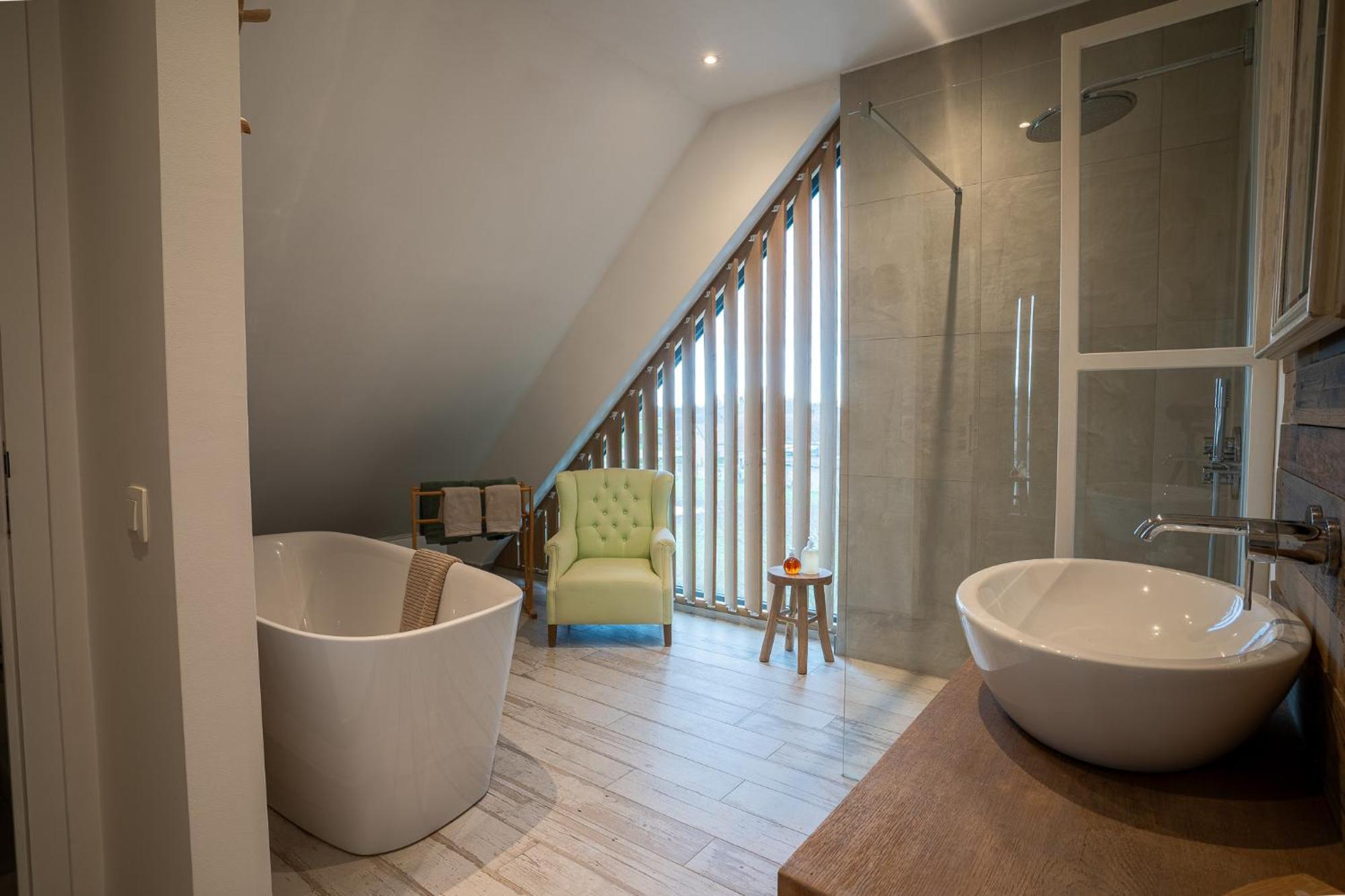 Les Arbres Sous Le Vent A 10 Min De Pairi Daiza Bed & Breakfast Jurbise Ngoại thất bức ảnh