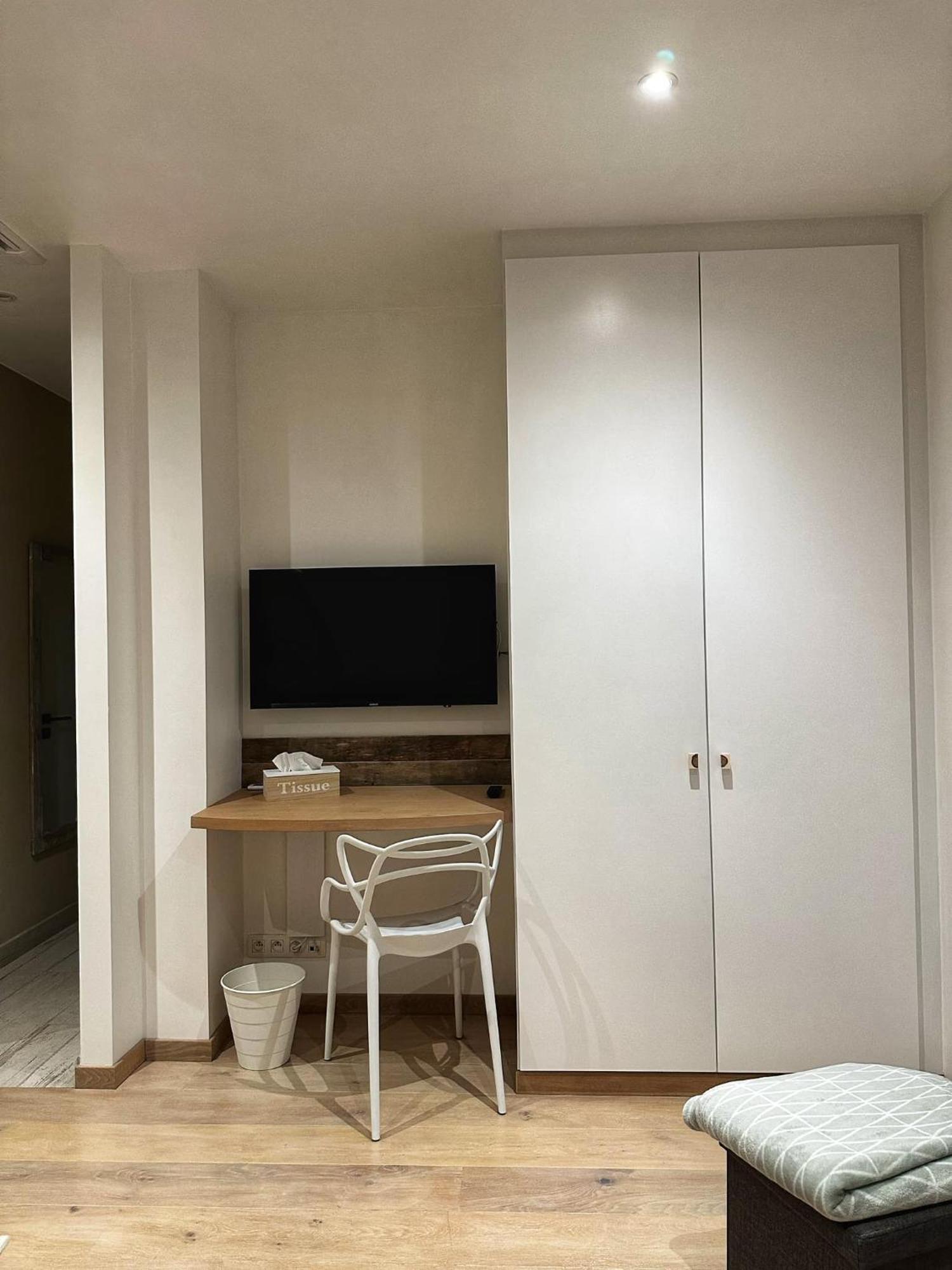 Les Arbres Sous Le Vent A 10 Min De Pairi Daiza Bed & Breakfast Jurbise Ngoại thất bức ảnh