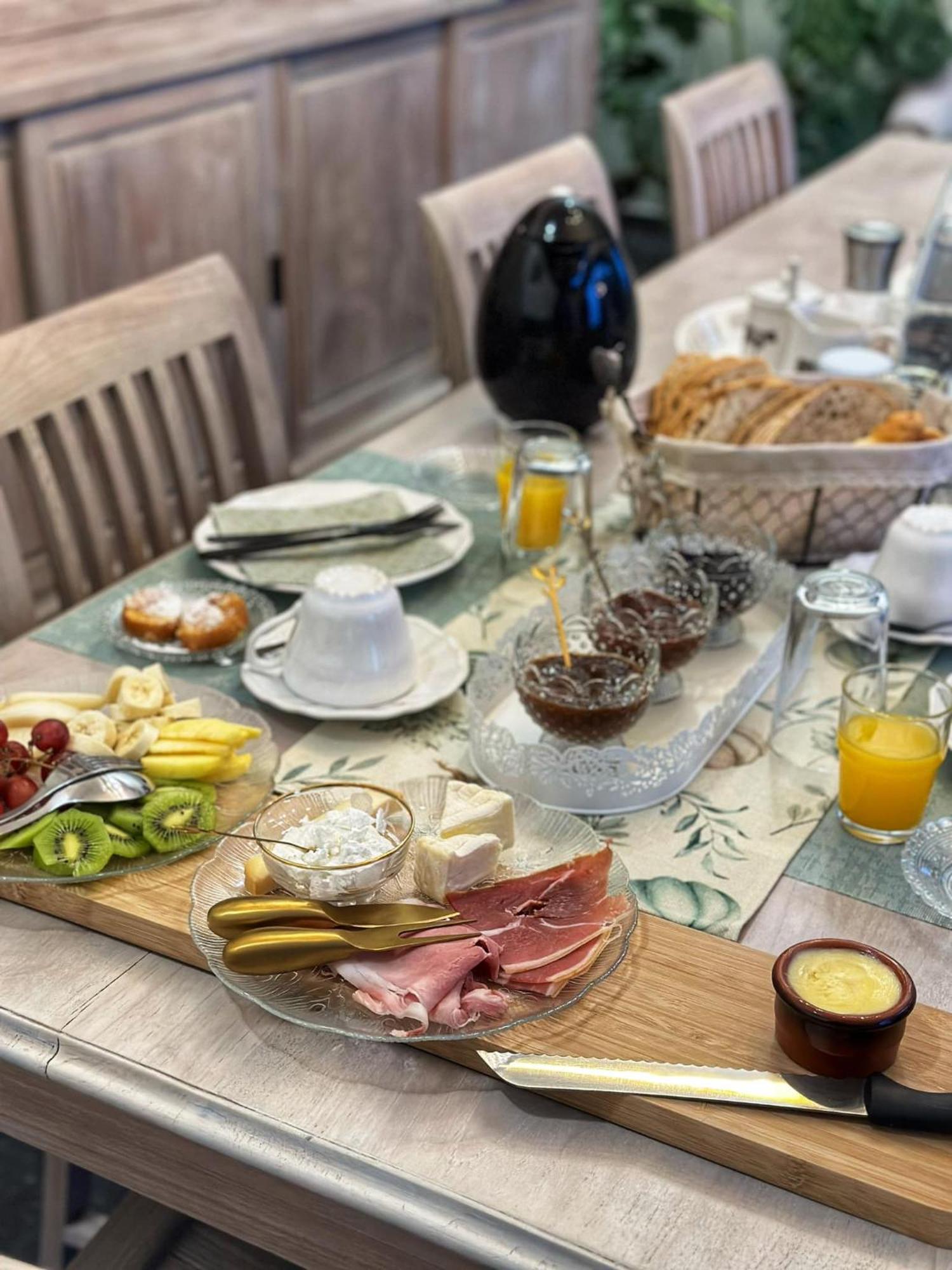 Les Arbres Sous Le Vent A 10 Min De Pairi Daiza Bed & Breakfast Jurbise Ngoại thất bức ảnh